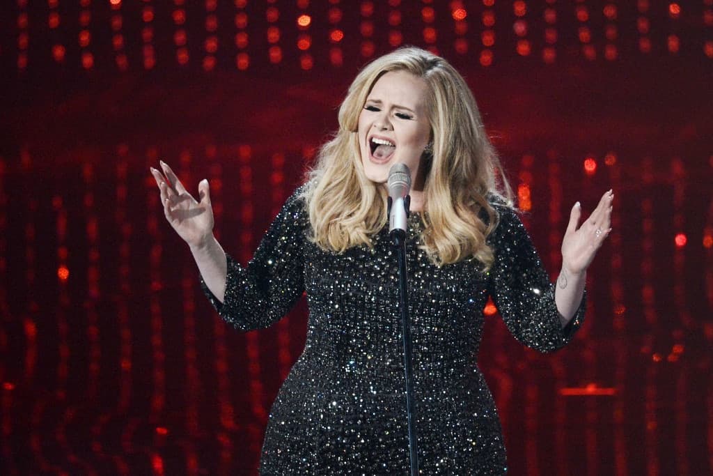 Adele három hónapja nem iszik alkoholt és nagyon unja