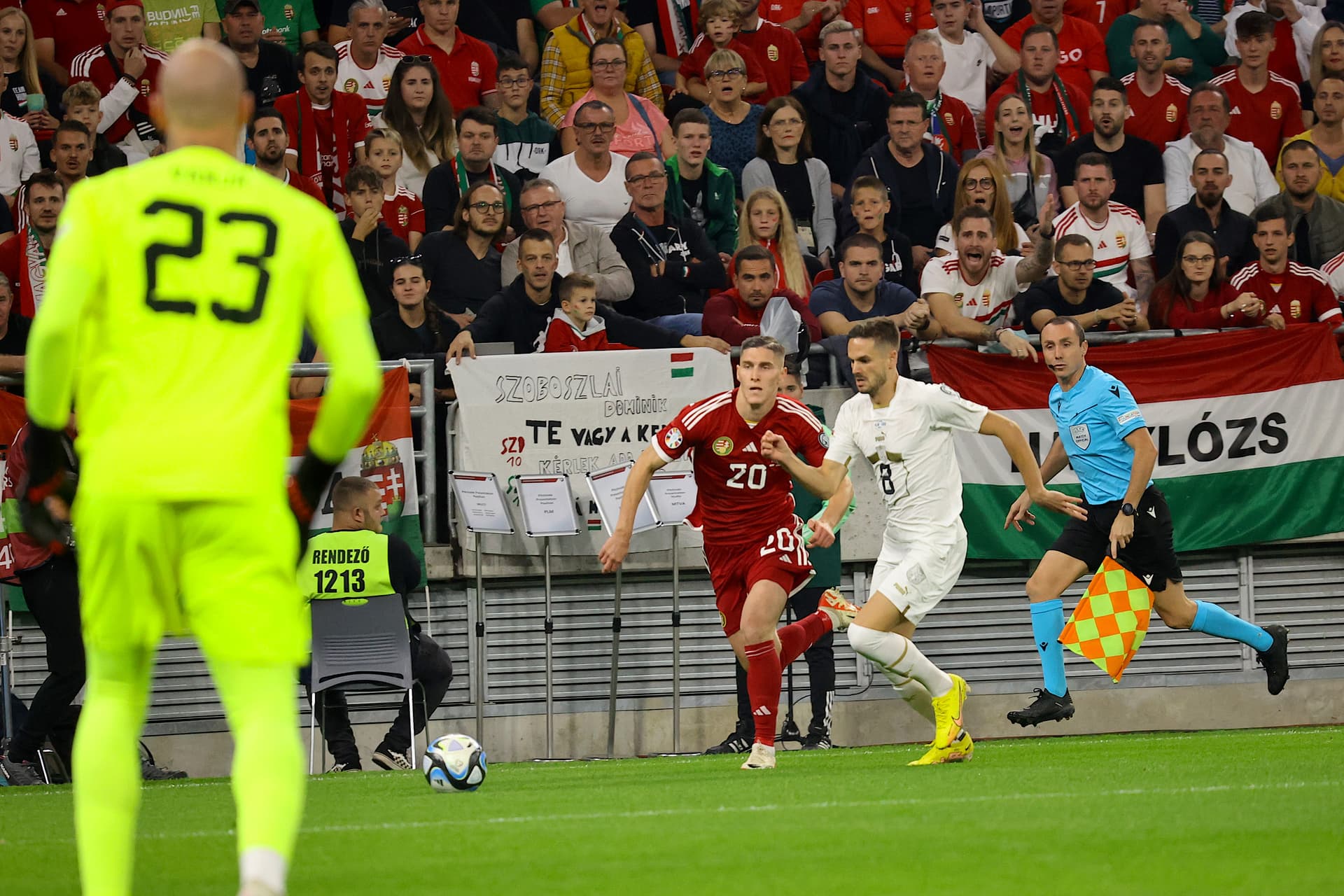Magyarország–Szerbia Európa-bajnoki selejtezőmérkőzés Sallai Roland (20) Puskás Aréna 2023. október 14