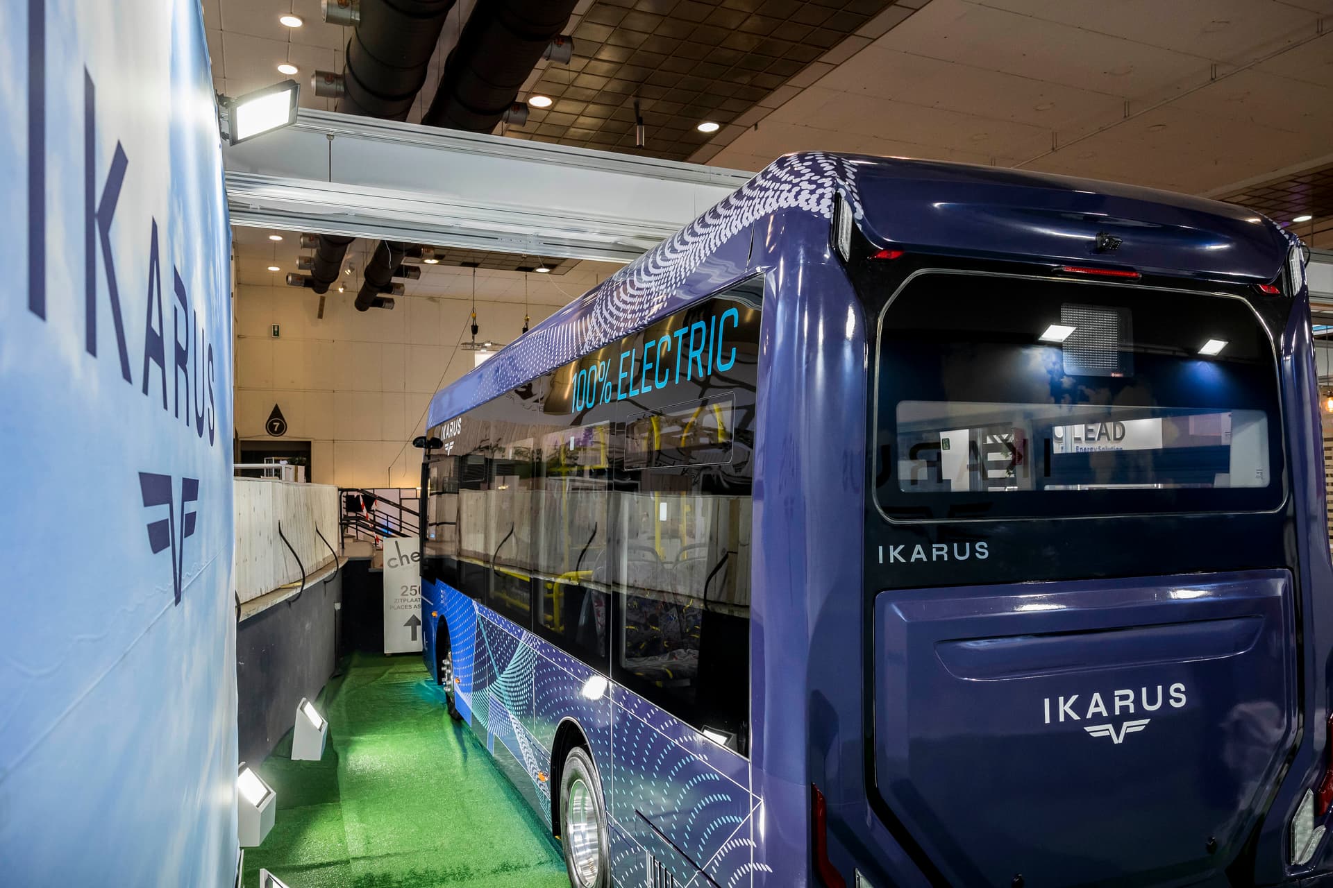 Buswolrd Ikarus Belgium