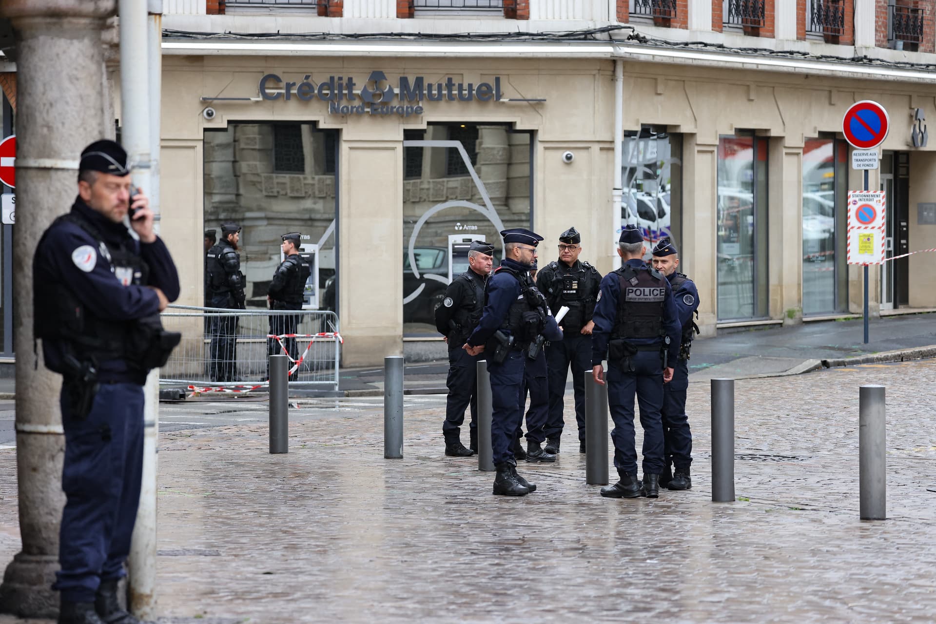 Hat diák áll bíróság elé a lefejezett francia tanár ügyében