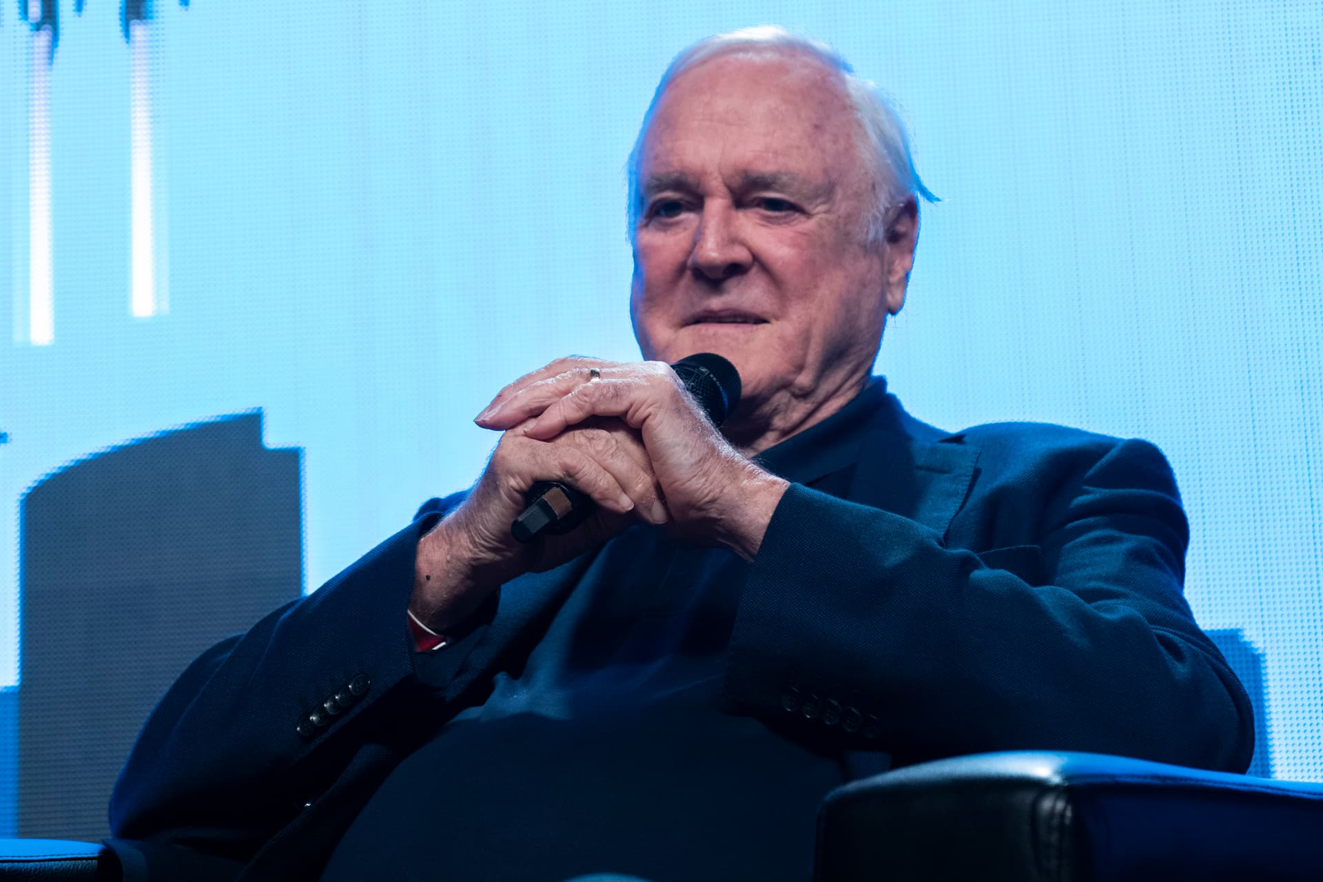 Meghalt egy rajongó a Monty Python sztárjának előadása alatt