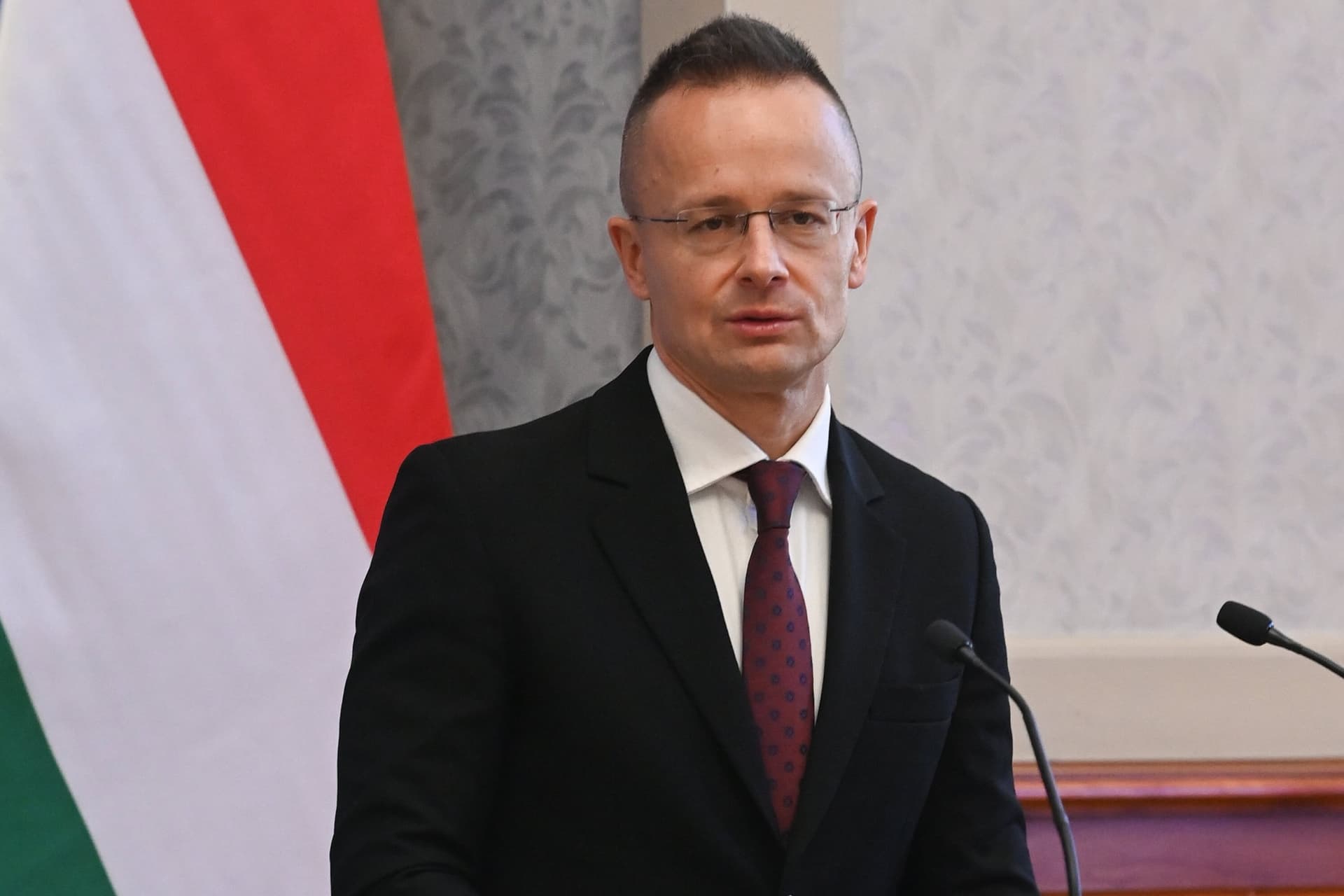 Szijjártó Péter: Szolnok térségére és a déli országrészre állítják a beruházásösztönzési rendszer fókuszát