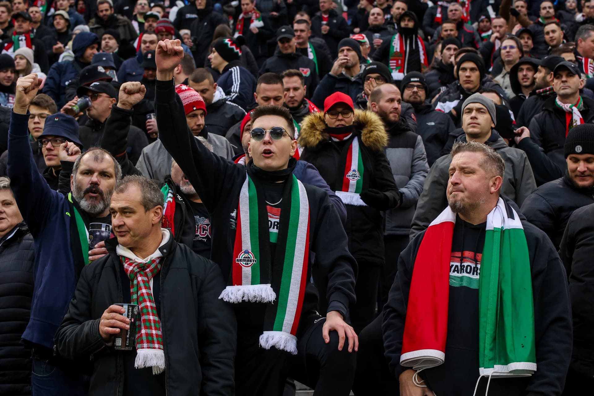 szurkolók puskás aréna magyar válogatott