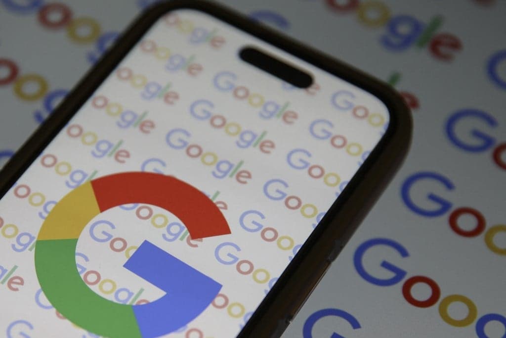 Sorra küldi el informatikusait az Amazon és a Google