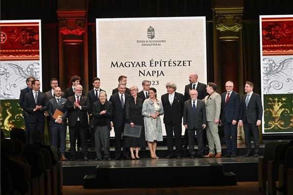 Novák Katalin: Képesek vagyunk világszínvonalon, de sajátosan magyart alkotni