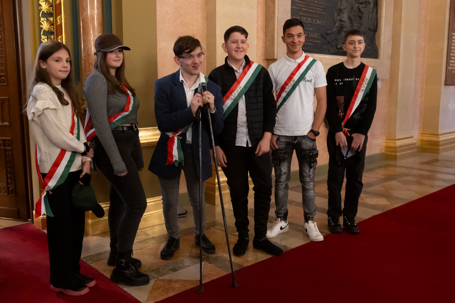 A hagyományos Országházi Gyermekkarácsony gyermek házelnöke és alelnökei is felfedezték a ház minden szegletét és hírét viszik mindenhová
