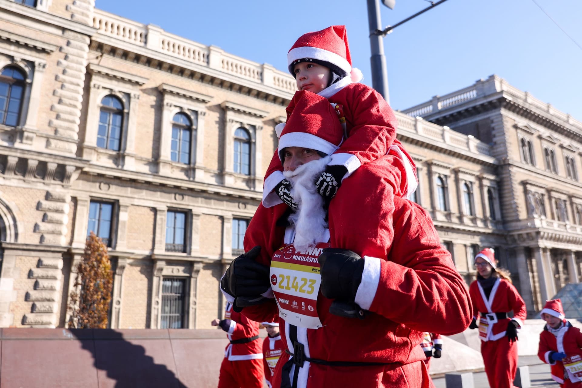 mikulás futás budapest 2023. december 3.