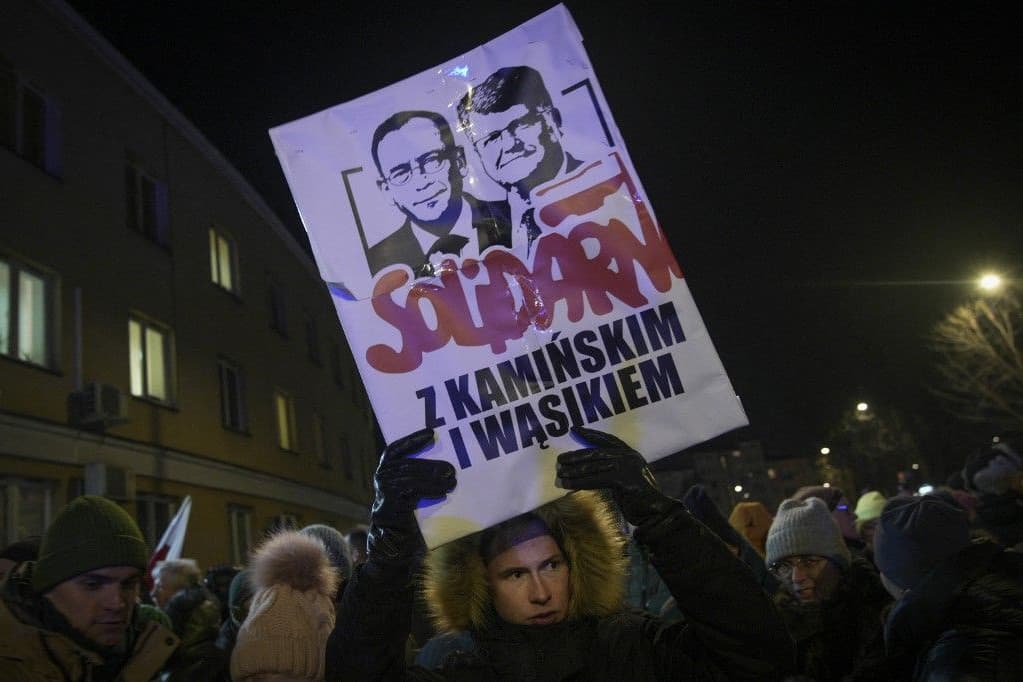 A lengyel elnöki palotában letartóztatták Mariusz Kaminski és Maciej Wasik ellenzéki képviselőket