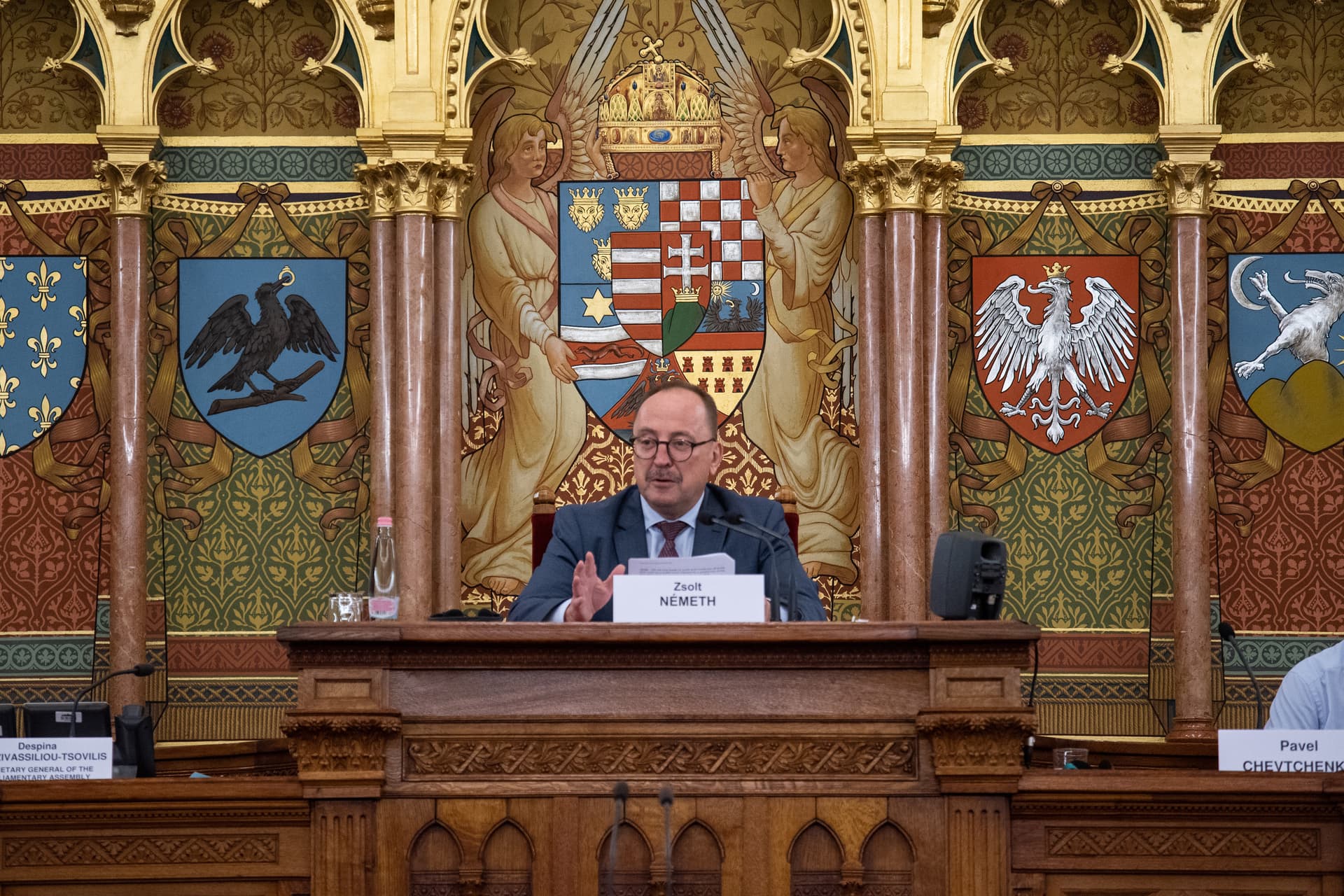Németh Zsolt: Választani kell a terrorizmus és a demokrácia között