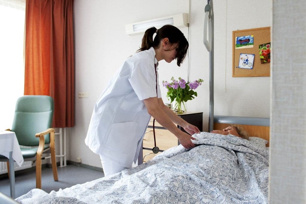 Első alkalommal hajtottak végre eutanáziát halálos beteg gyermek esetében