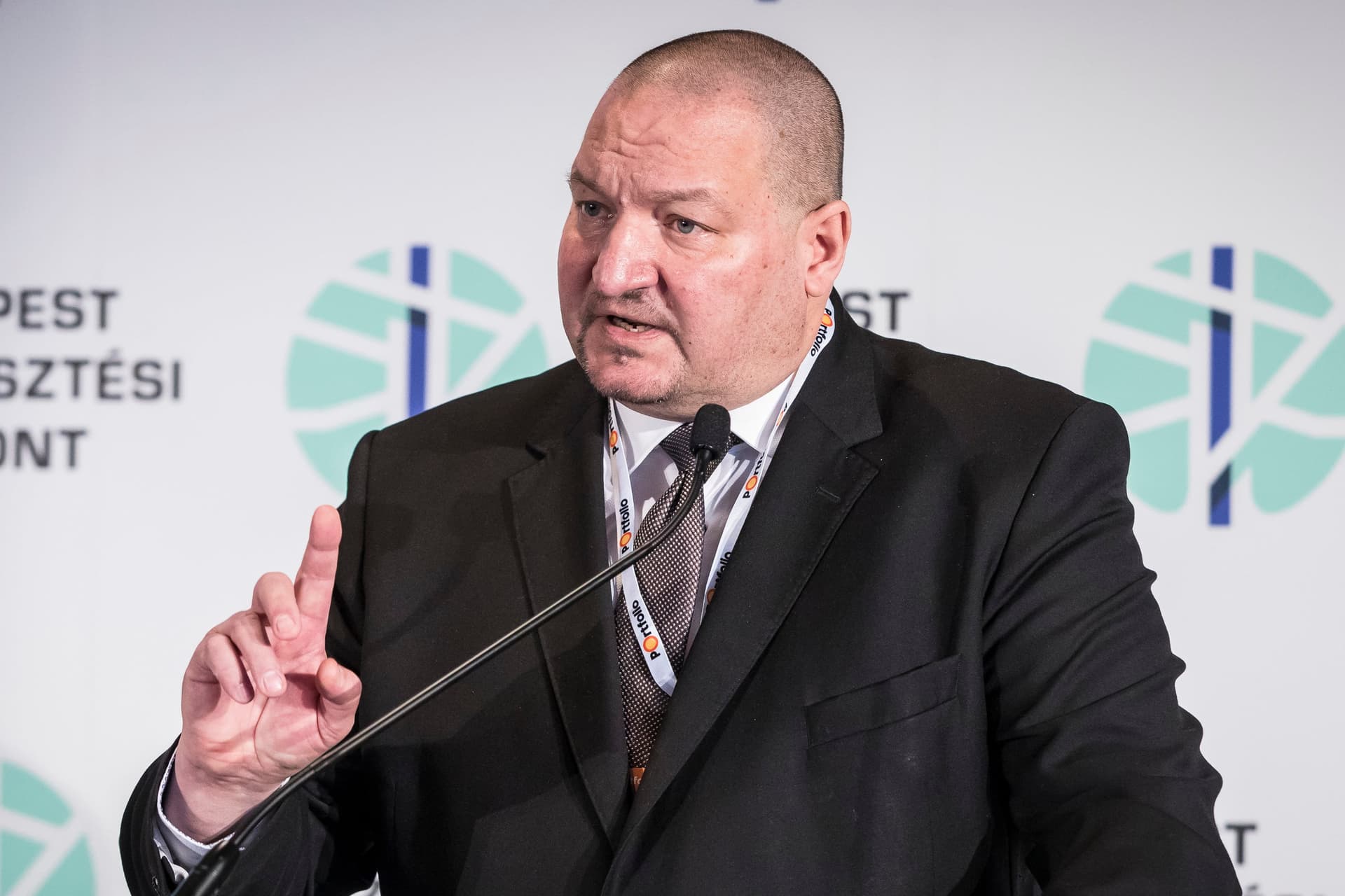 Áprilisban is a magyar családok fizették a legkevesebbet a háztartási villamos energiáért és a földgázért