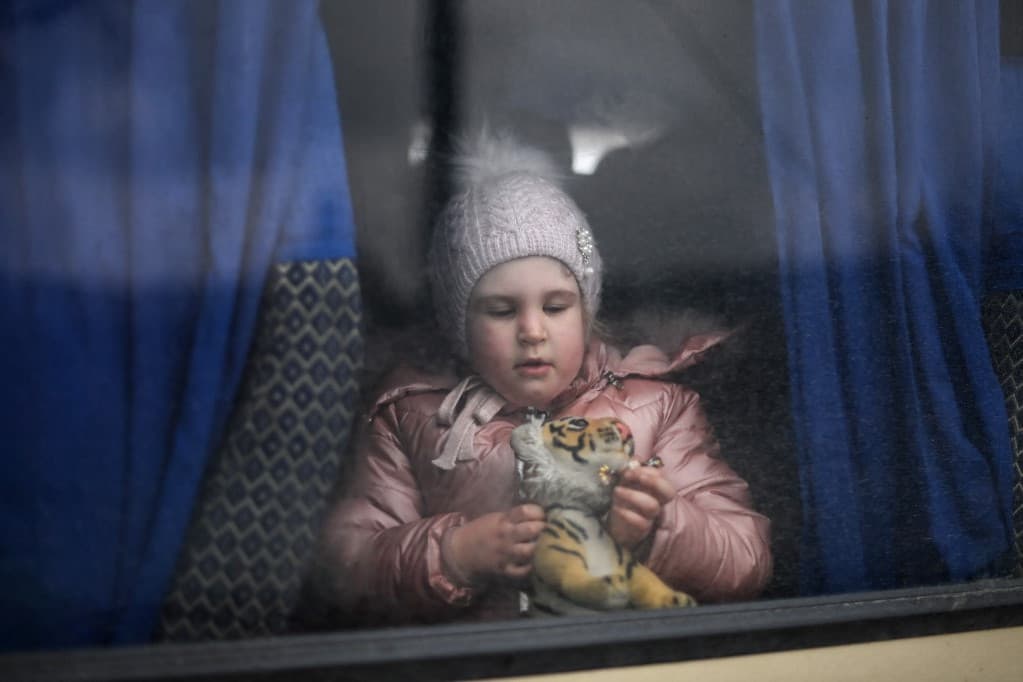 Részeg volt a sofőr, bezárta a buszba az utasokat