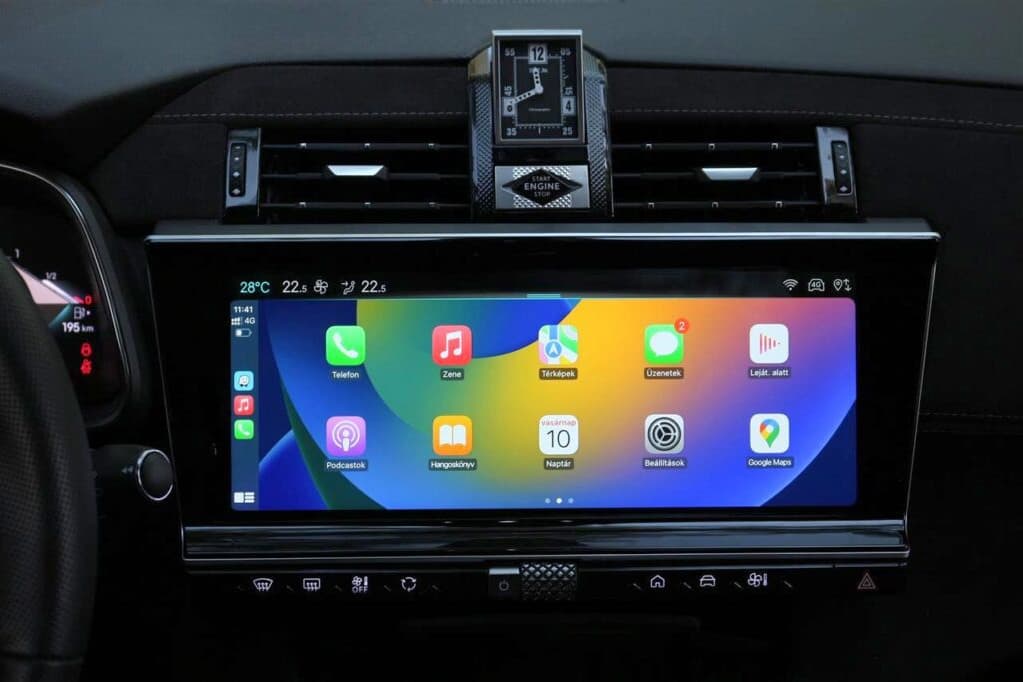 DS 7 E-Tense 300