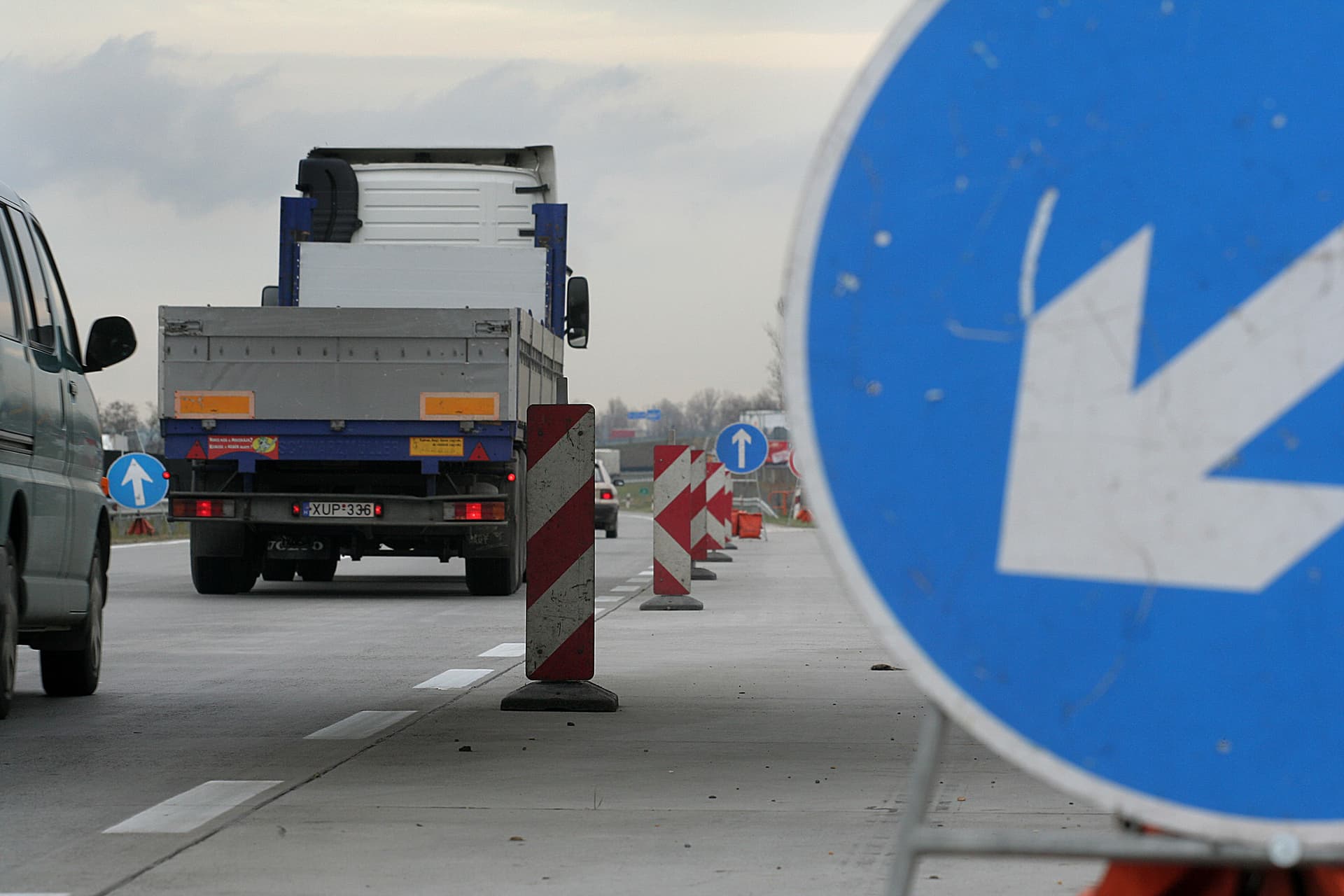 Tíz kilométeres torlódás az M0-son baleset miatt