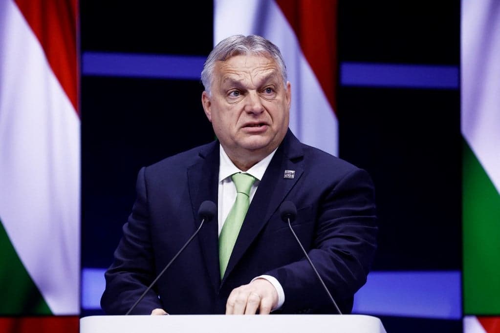 Összejöhet az Orbán, Macron, Tusk szövetség?