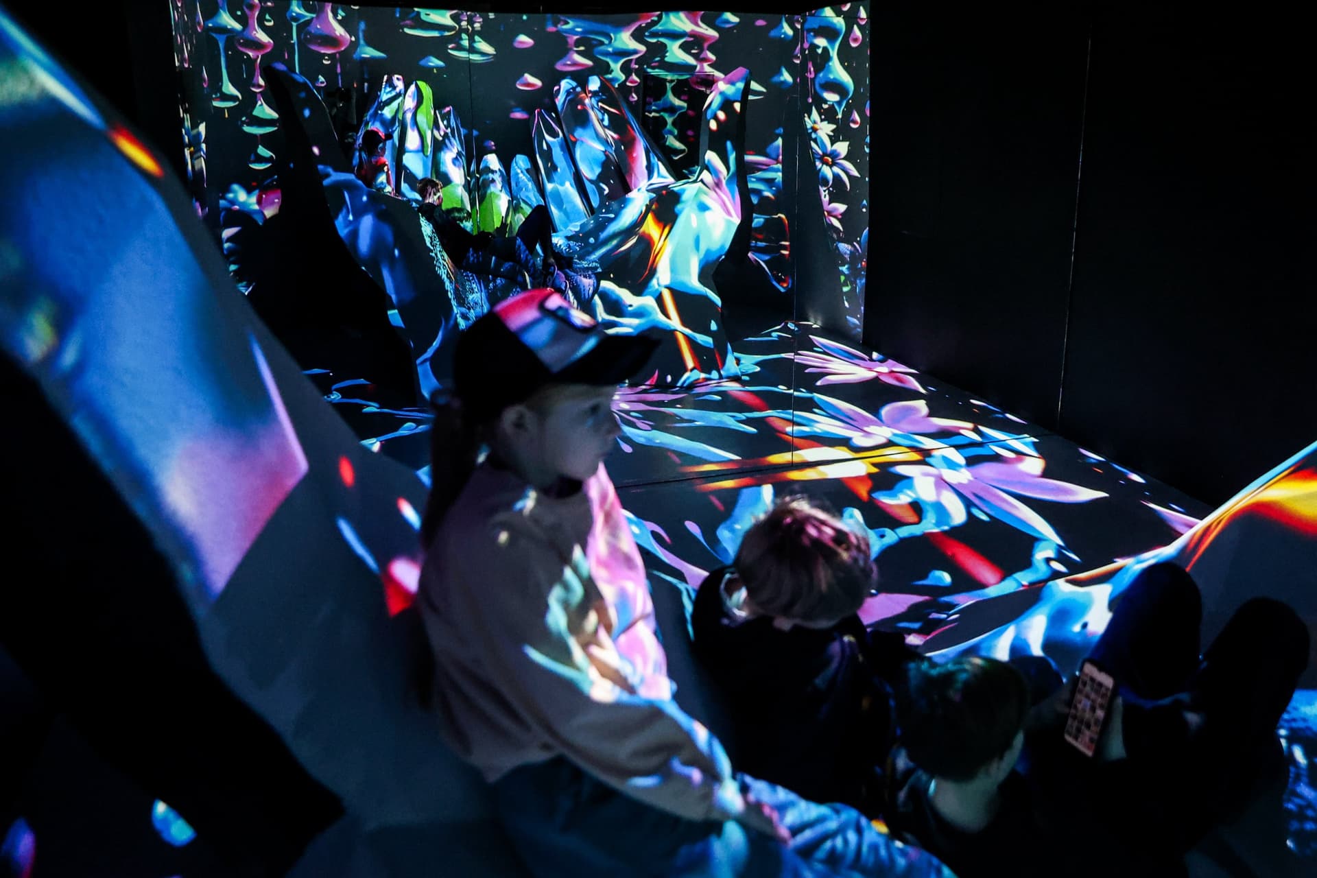 Cinema Mystica: AIVOLUTION – Entering The Digital Dream