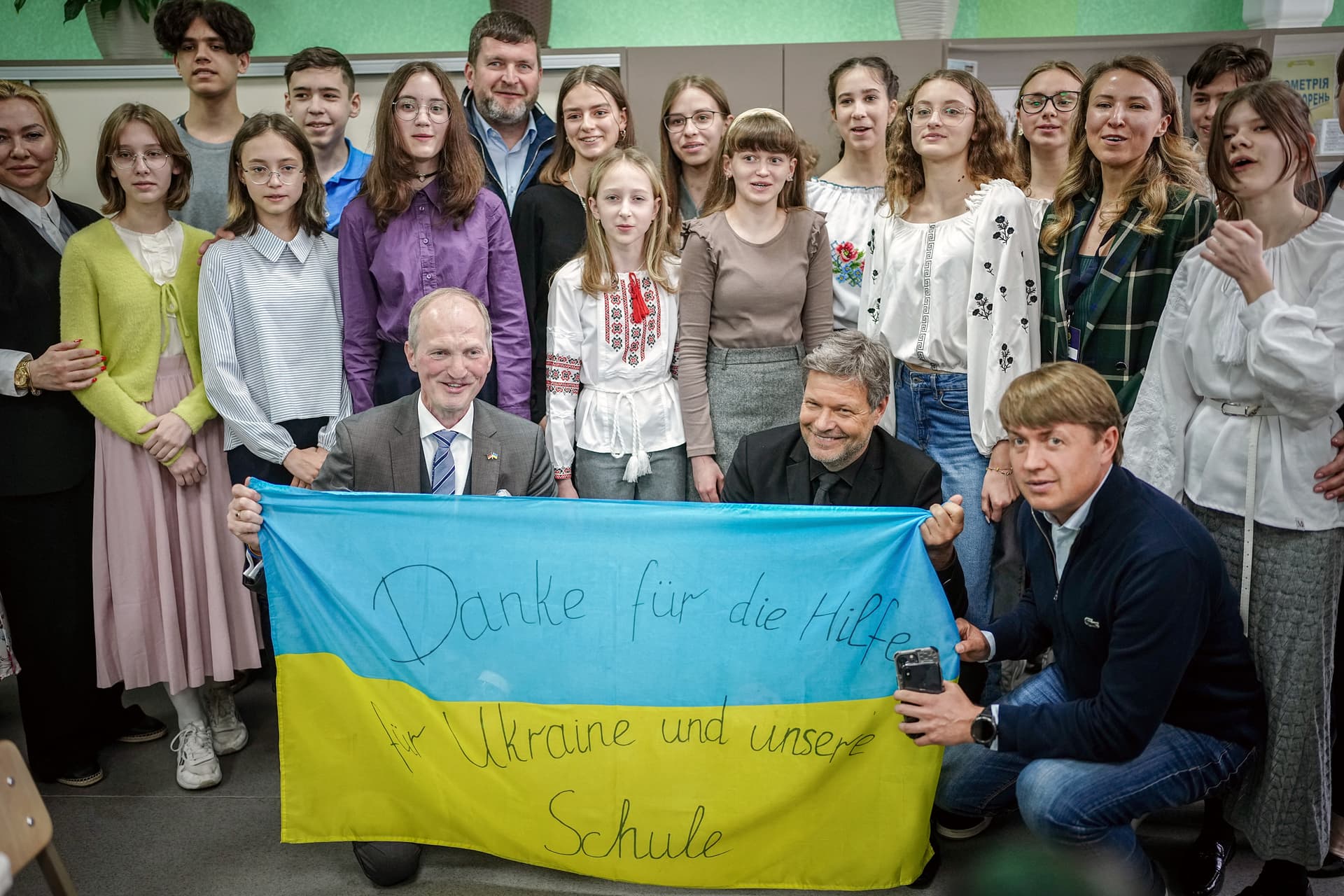 Németország nagy üzletet lát Ukrajna majdani újjáépítésében