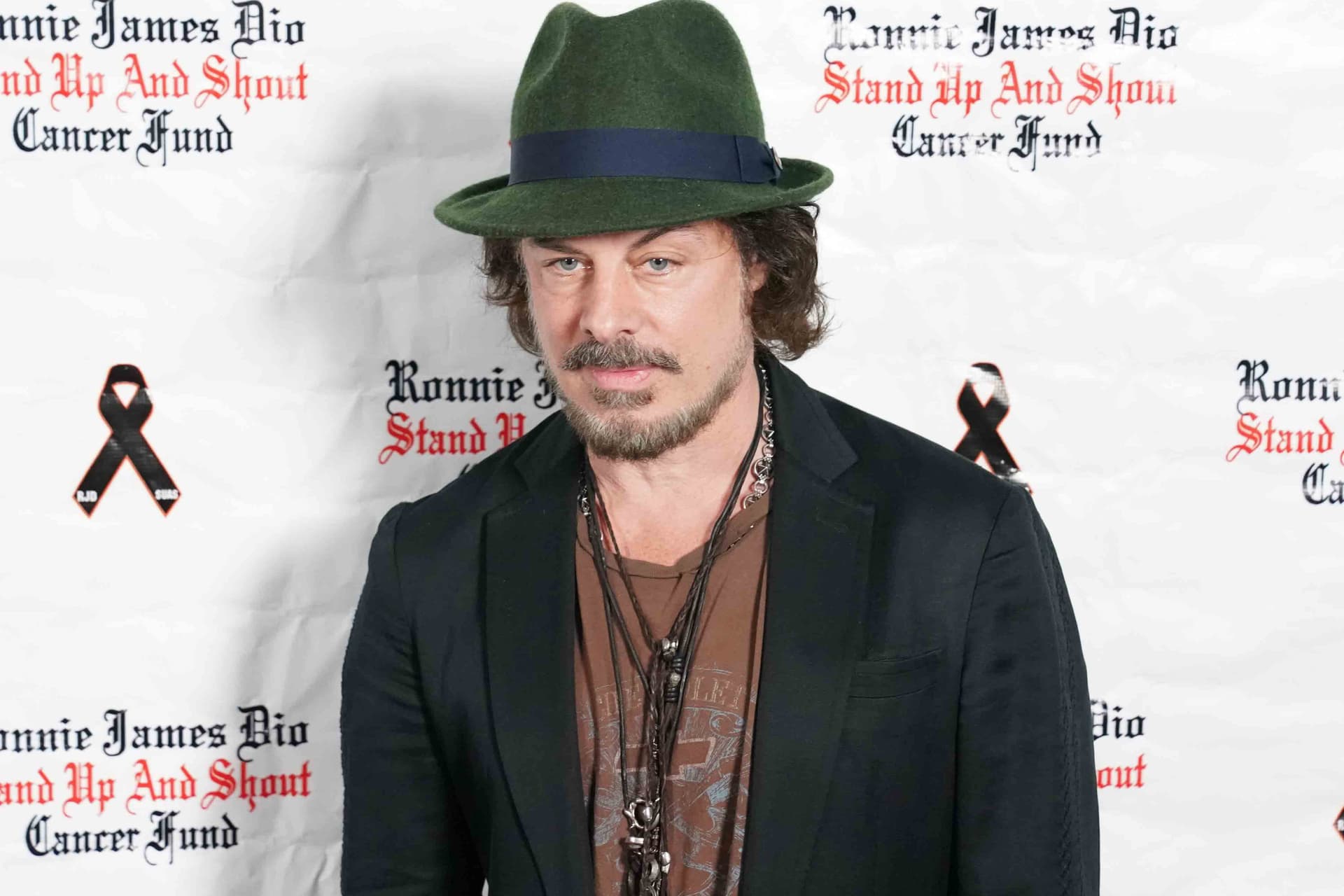 Richie Kotzen új dalokkal érkezik a Dürer Kertbe