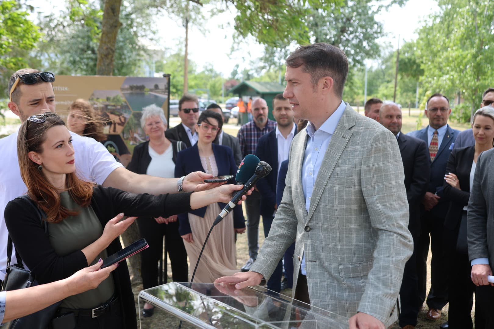 Nyolc államtitkári tisztséget kapott a VMSZ