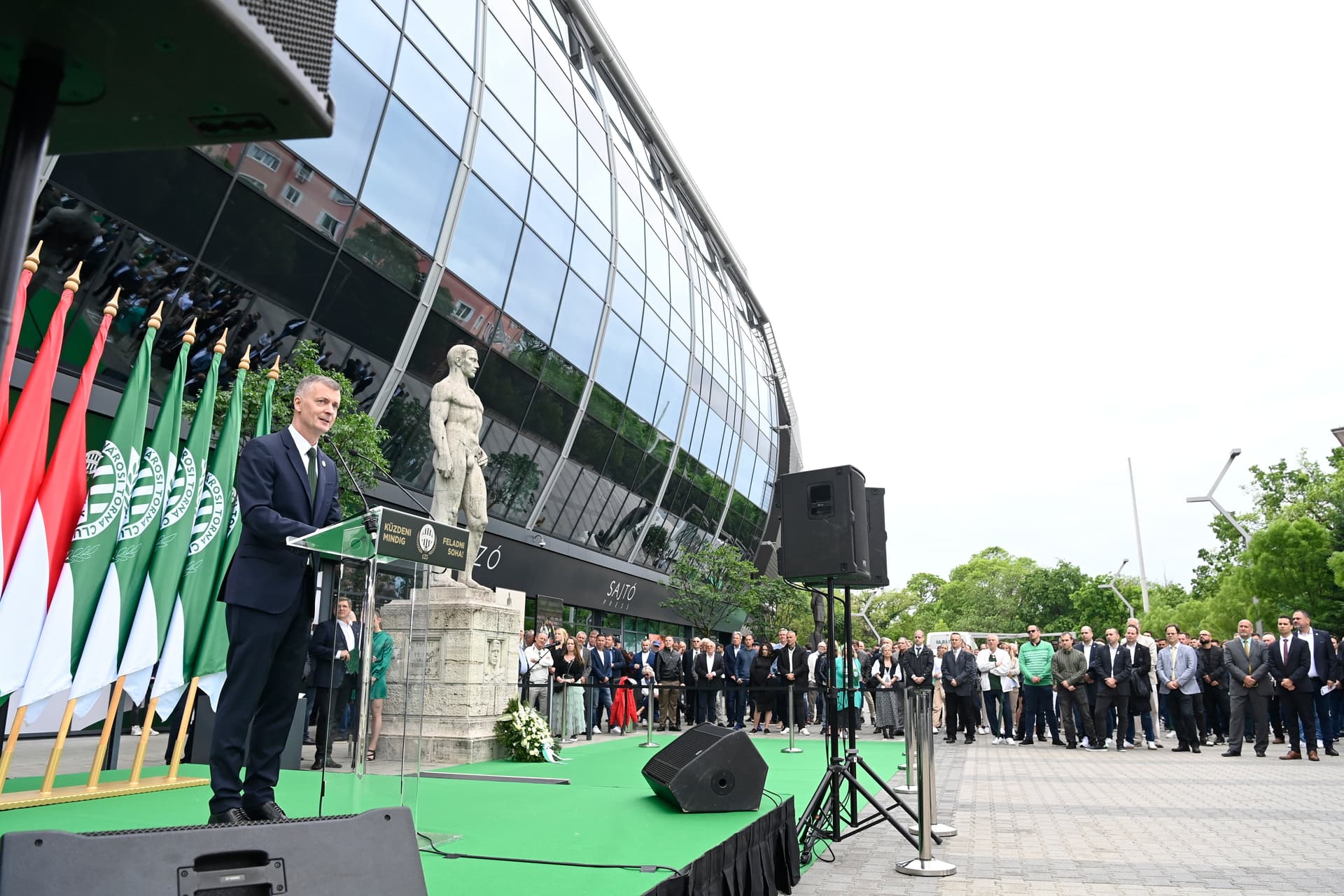 „Fradi volt, Fradi lesz, míg a Földön ember lesz” - 125 évvel ezelőtt alapították meg az ország legnépszerűbb sportegyesületét