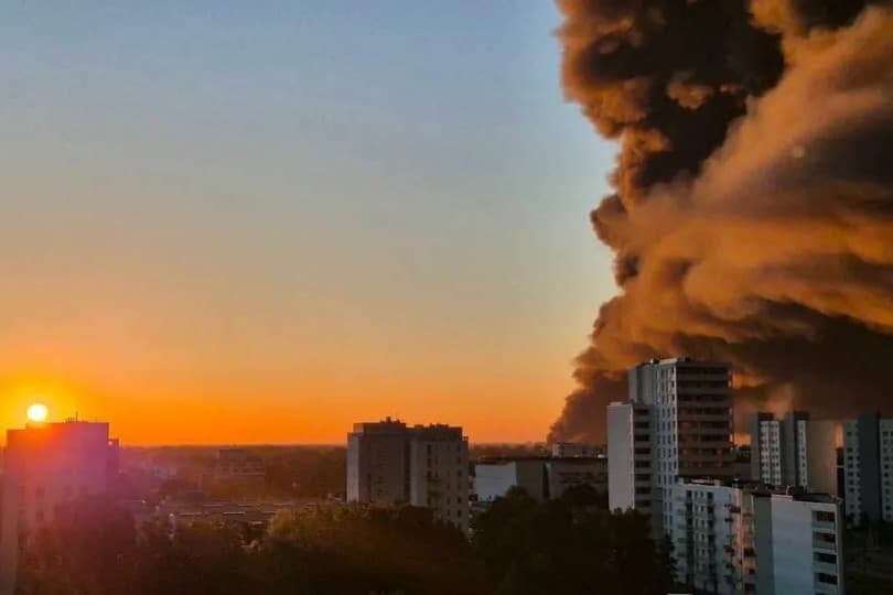 Tűzvész pusztított el egy varsói bevásárlóközpontot