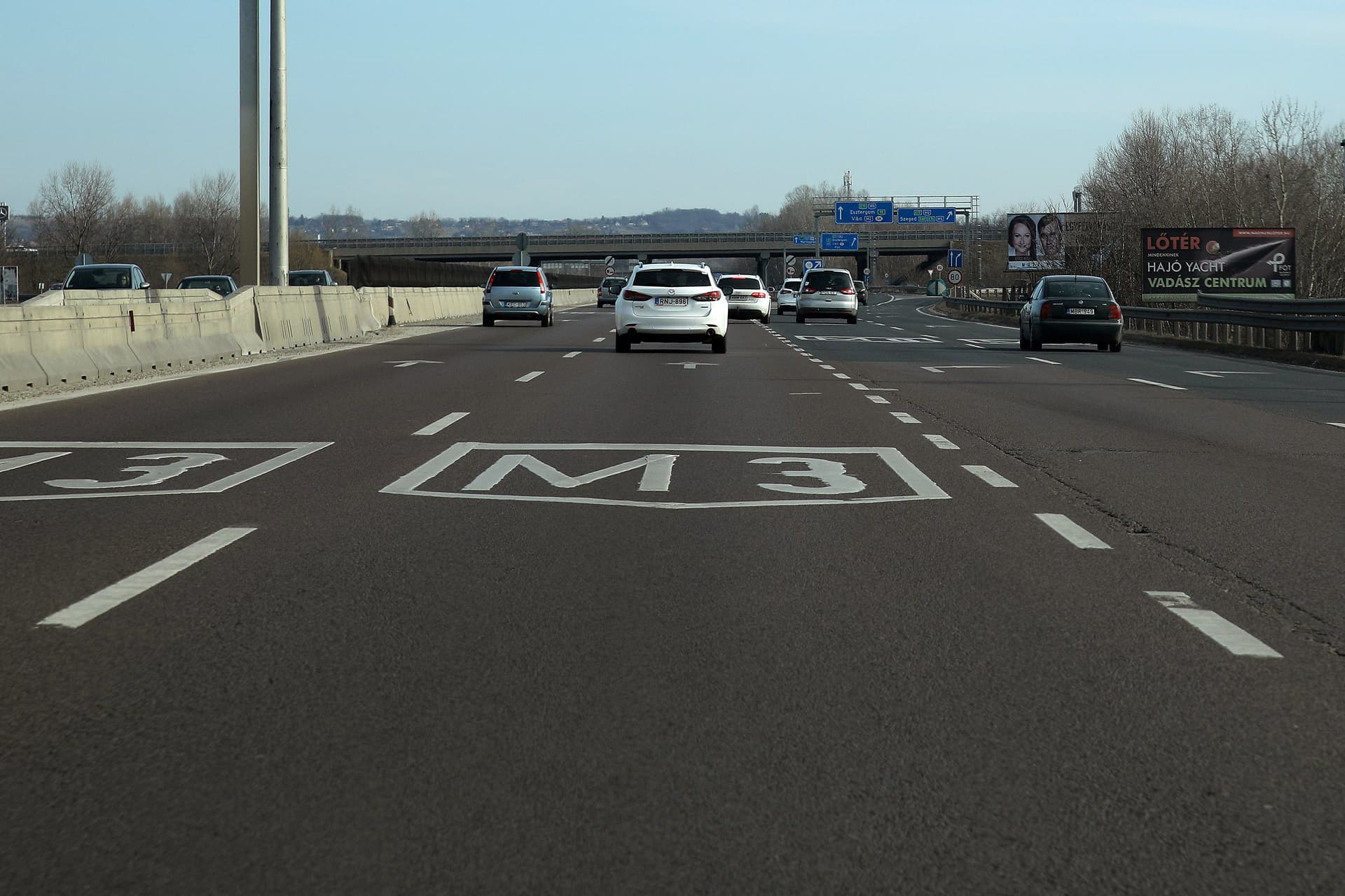 Lezárták az M3-as autópálya Budapest felé vezető oldalát