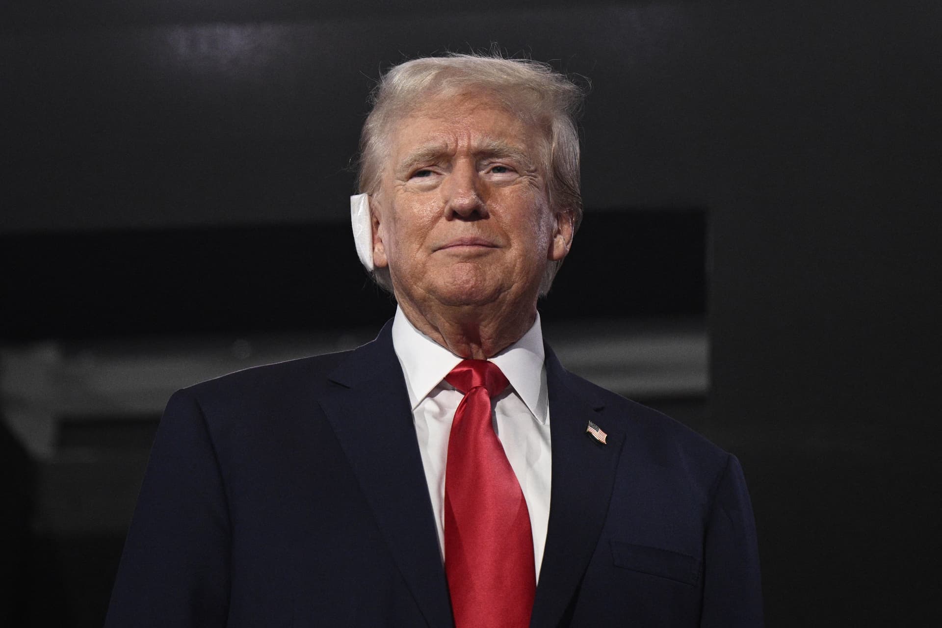 A Trump-gyilkossági kísérlet miatt lemond az amerikai titkosszolgálat vezetője
