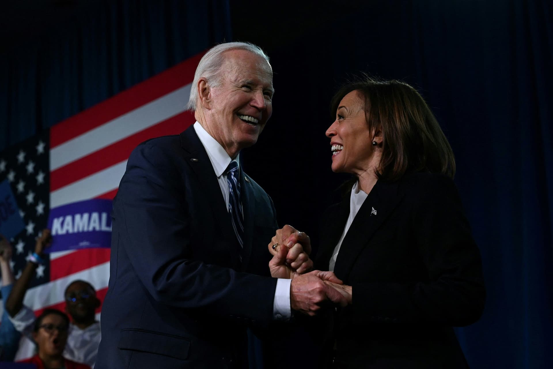 Dől a lóvé Kamala Harris kampányára