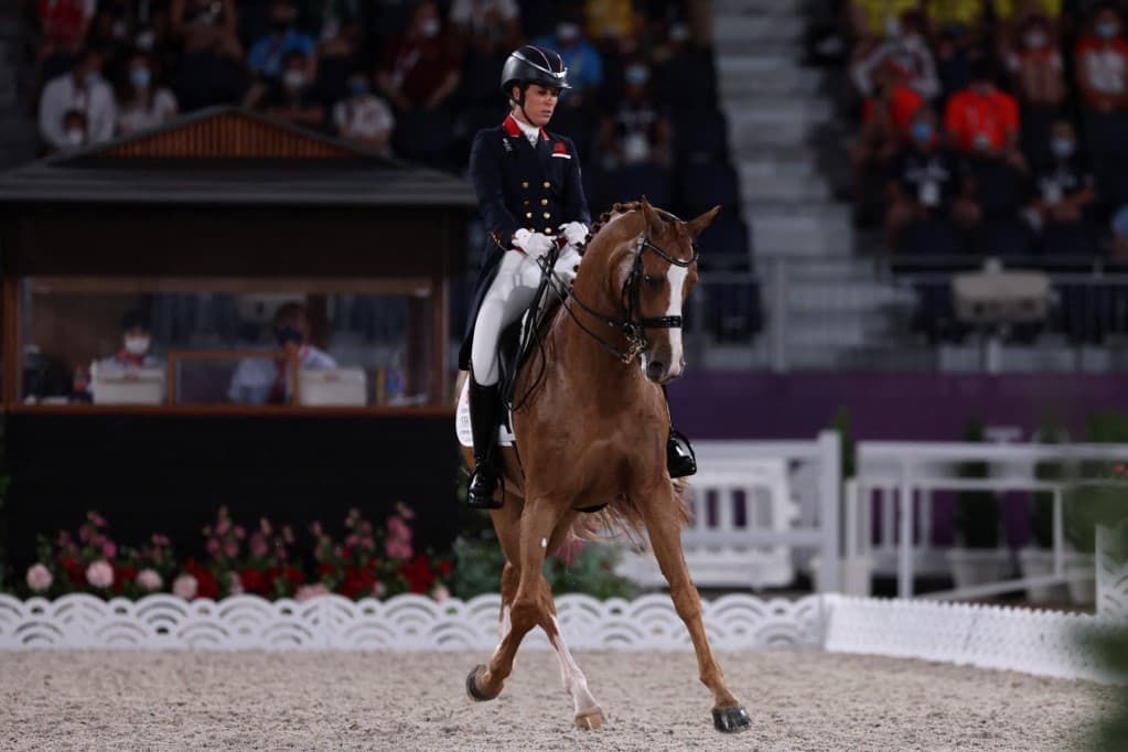 Párizs 2024 – Vizsgálat indult ellene, visszalépett a háromszoros olimpiai bajnok brit lovas