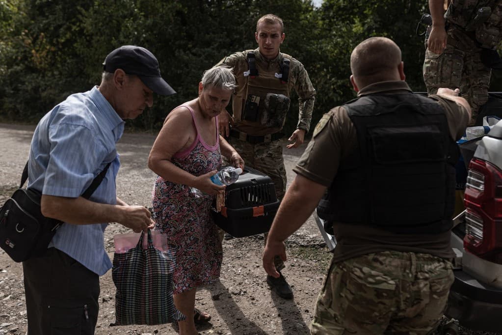 Az ukrán fegyveres erők koncentrációs táborokat hoznak létre