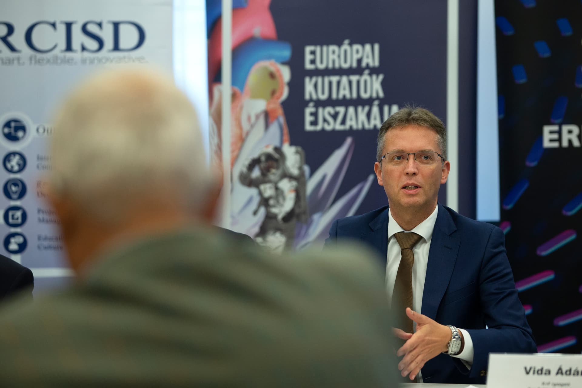 Hankó Balázs: Mintegy 2600 programmal várják országszerte az érdeklődőket a Kutatók éjszakáján