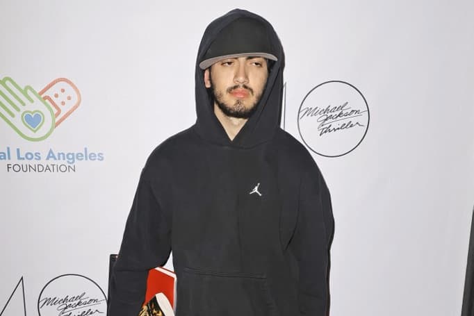 Lefotózták Michael Jackson ritkán látott fiát