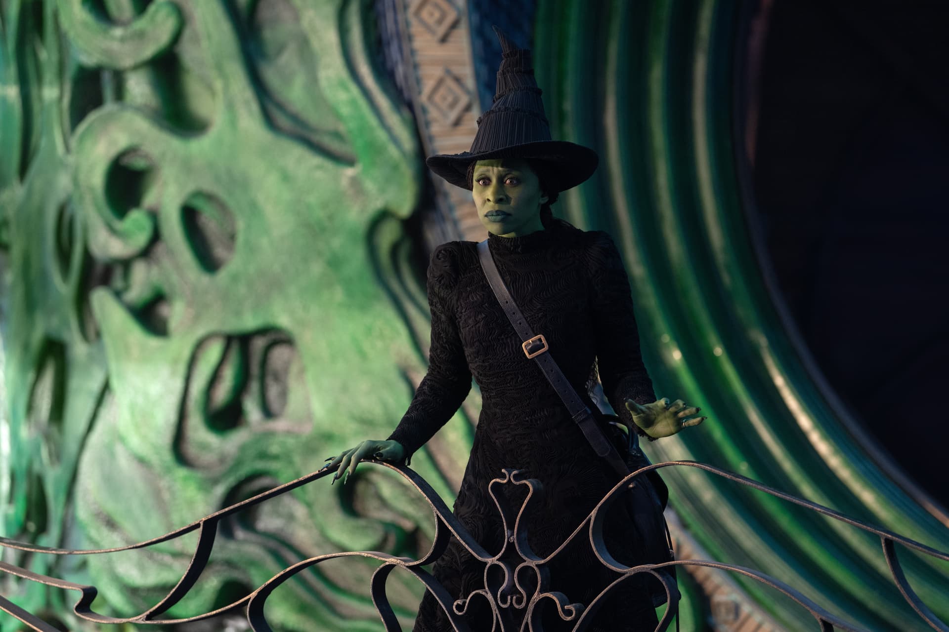Sztárparádéval támad a Wicked magyar szinkronja