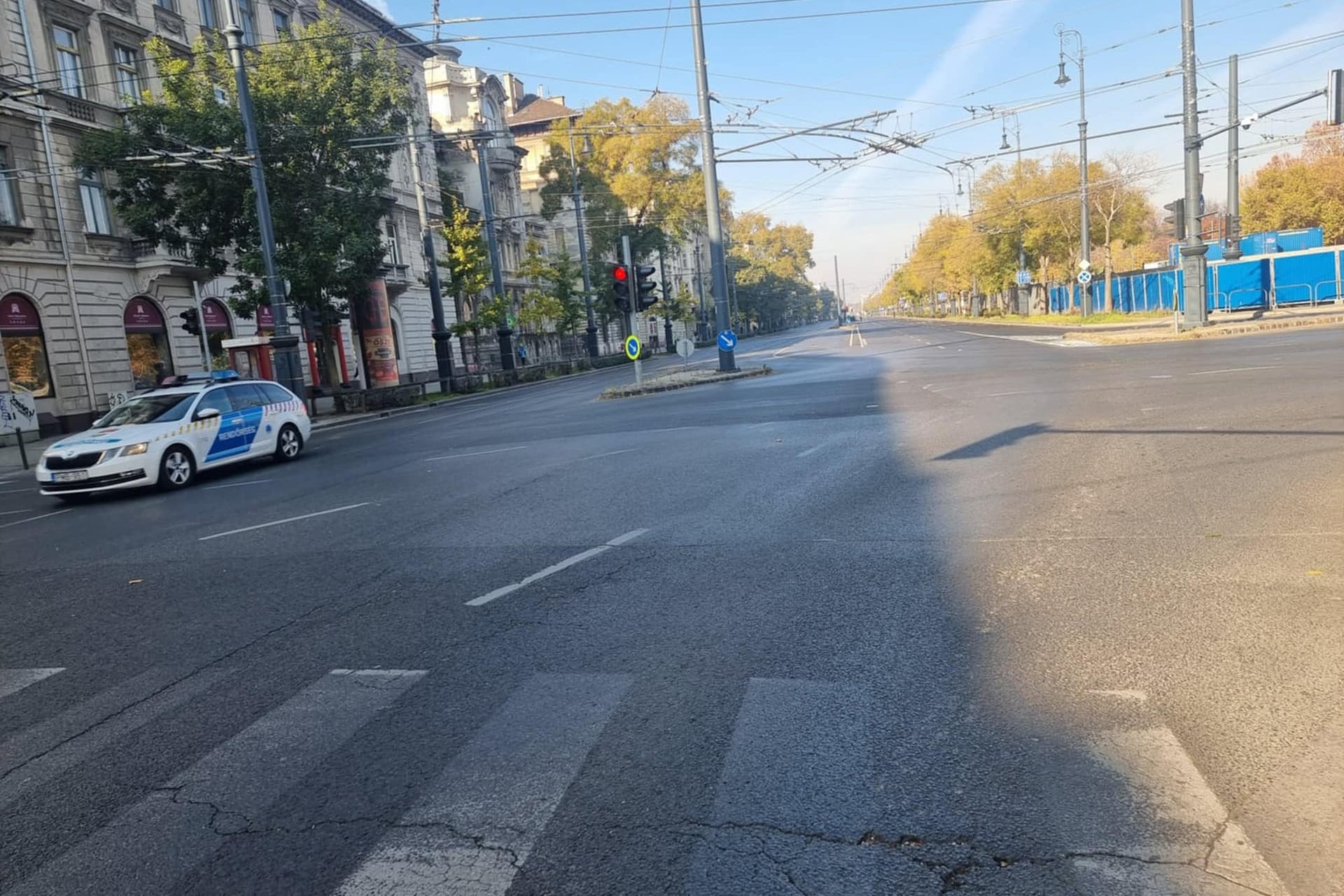 budapest rendőrautó lezárás
