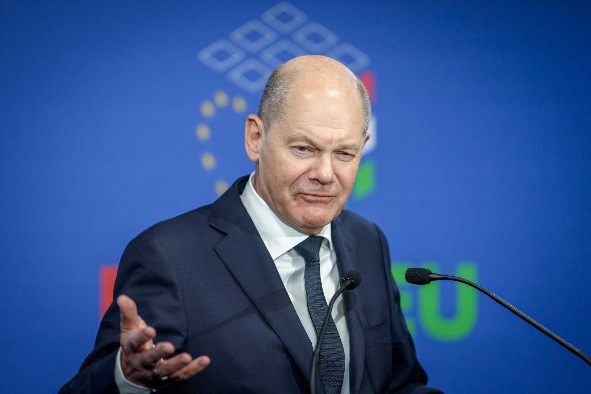 Scholz keresztülhúzta a számításokat
