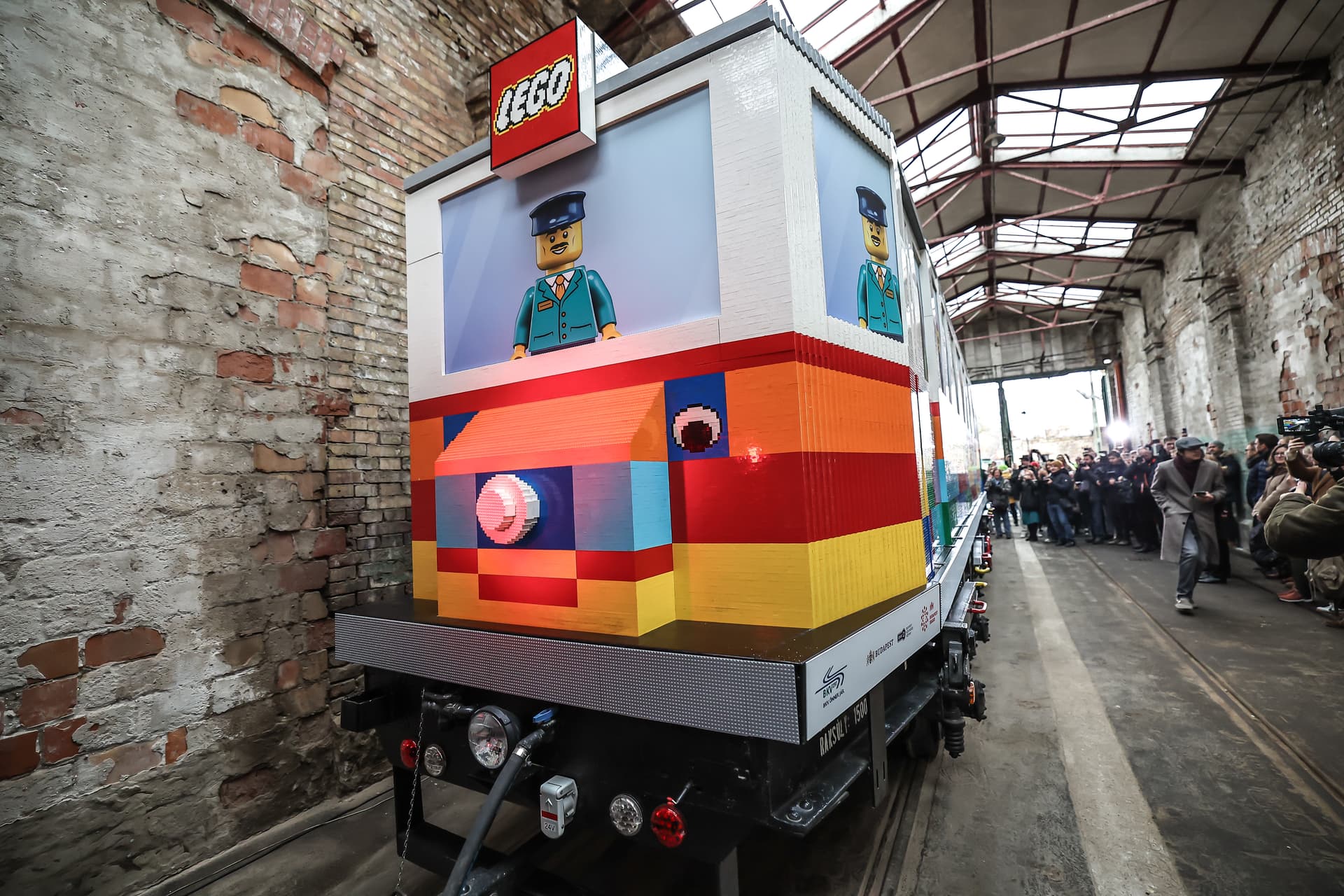 LEGO villamos