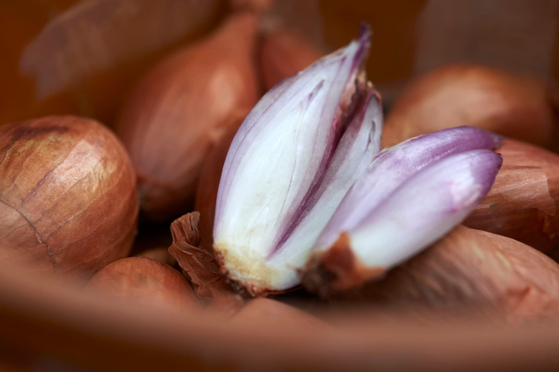 Így szeletelhető a hagyma könnyek nélkül