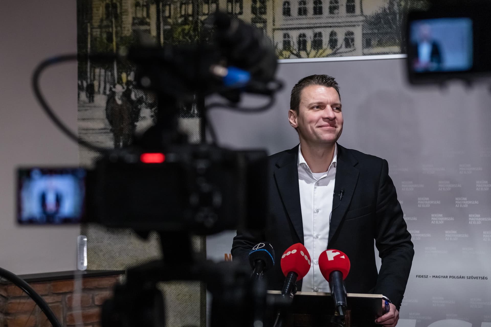 Menczer szerint Trump hivatalba lépésével Brüsszel válik a legfontosabb harctérré