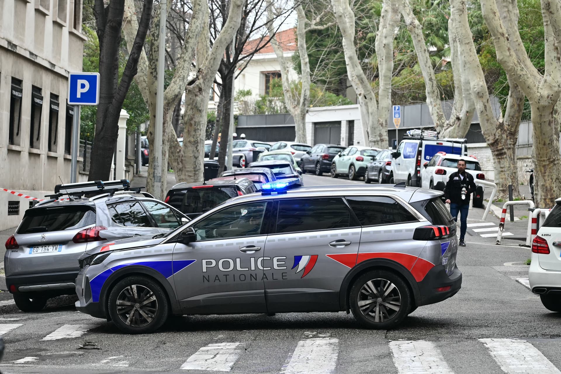 Merénylet az orosz főkonzulátus épülete ellen