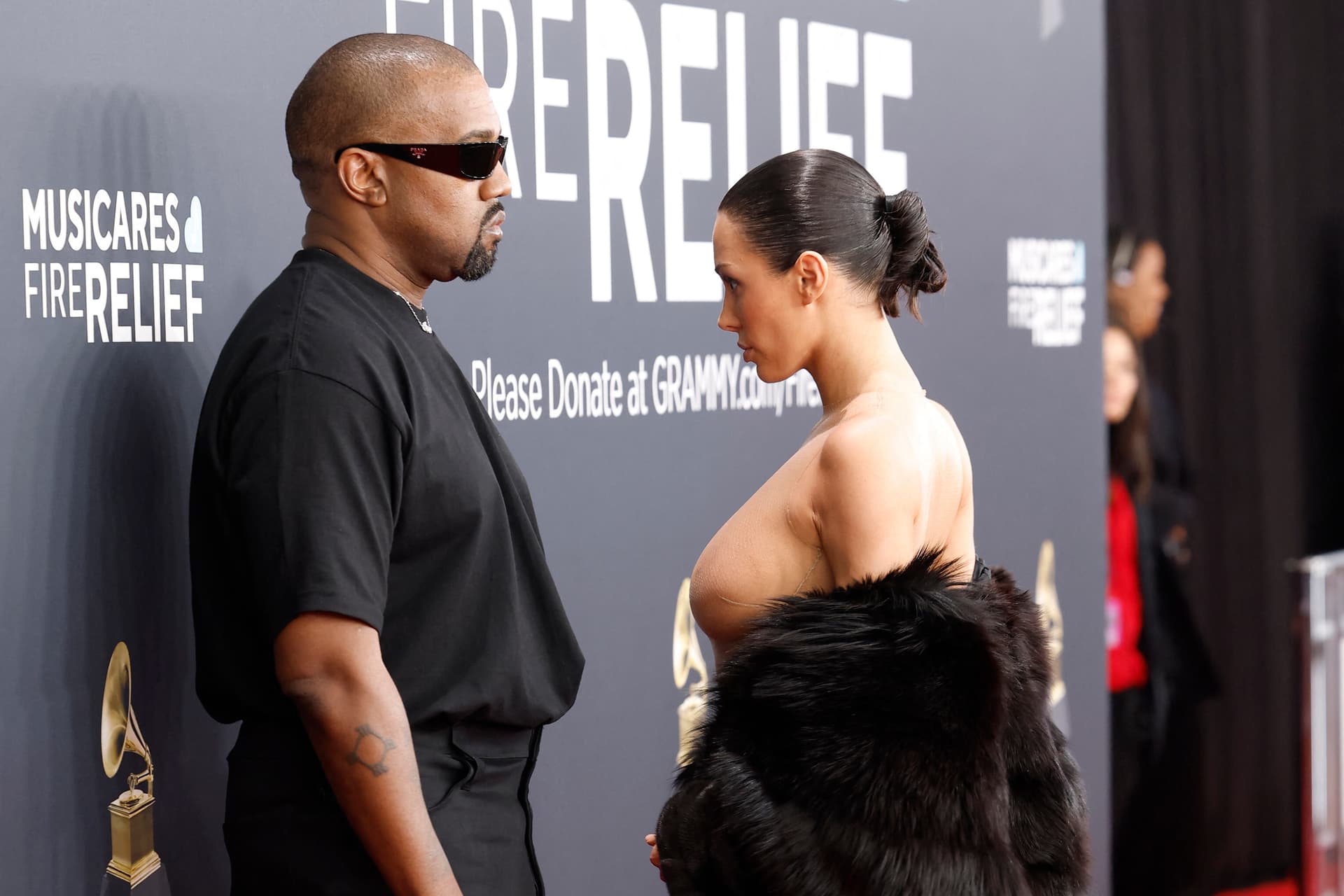 Kanye West feleségét se láttuk még így