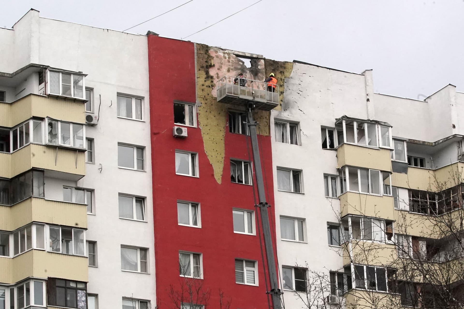 Oroszország csaknem hetvenezer légibombát dobott le Ukrajnában