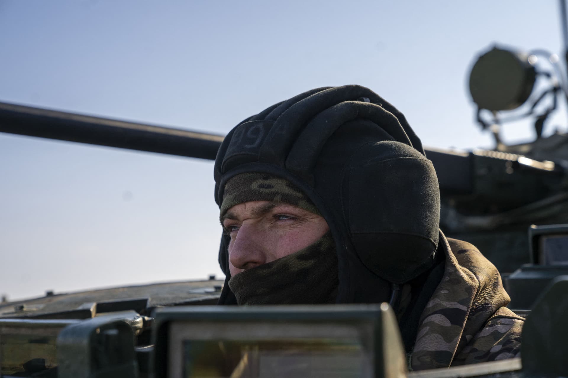 Az ukrán hadsereg megkezdte a tárgyalásokat a hadifogolyként való megadásról
