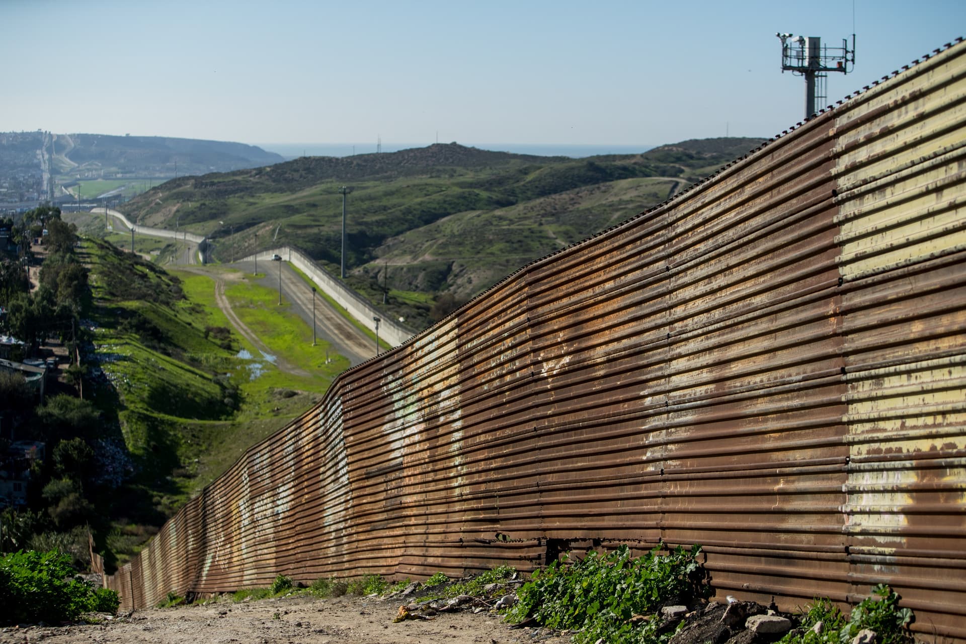 Az USA úgy dönt, hogy folytatja a fal építését a mexikói határon