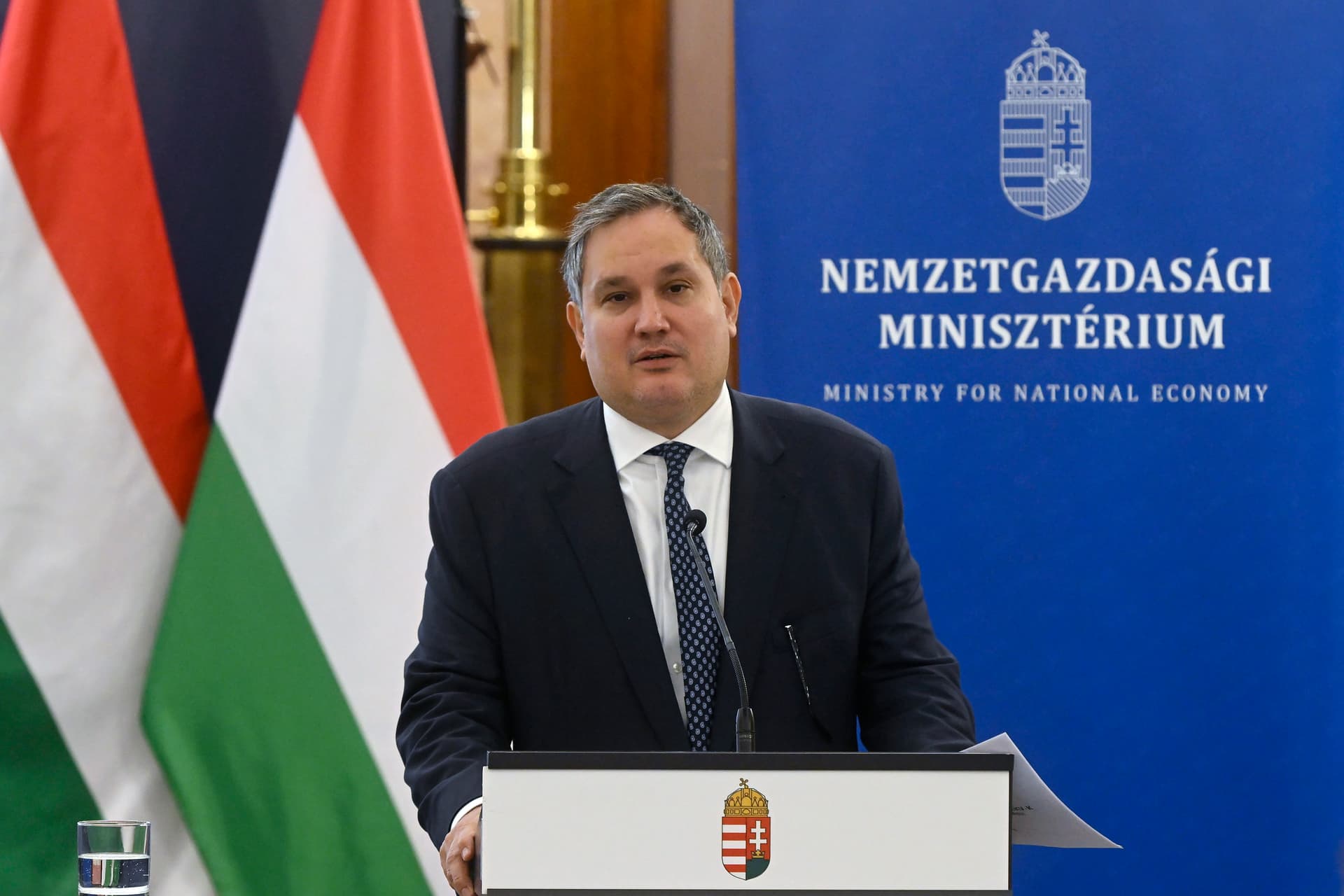 Új támogatási és adócsökkentési tervek