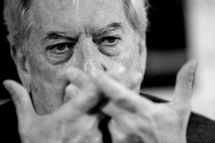 Gyász: elhunyt az irodalmi Nobel-díjas perui–spanyol író