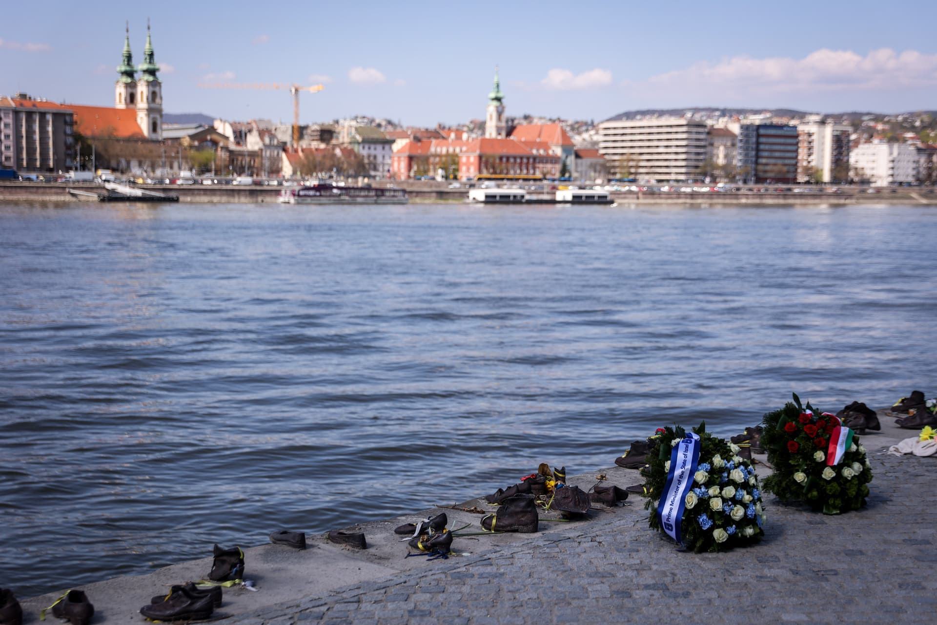 Közös kiállás az emlékezet és az emberi méltóság mellett május 17-én