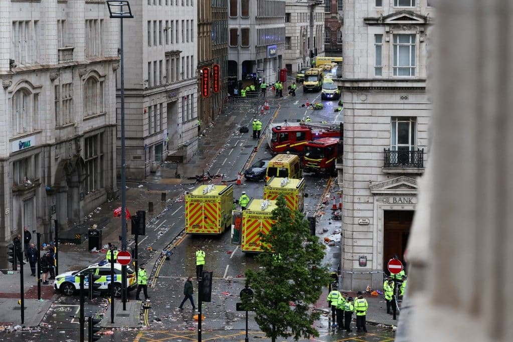 Liverpoolban fegyverként használta járművét a tömegbe hajtó autós