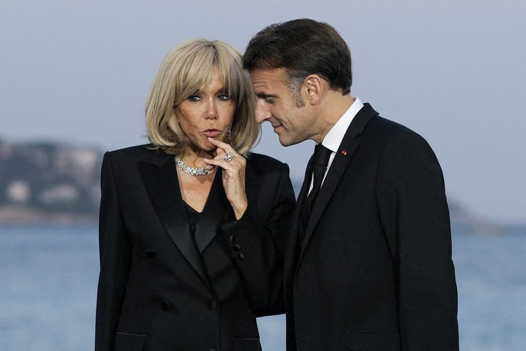 Állami látogatáson Nagy-Britanniában Emmanuel Macron