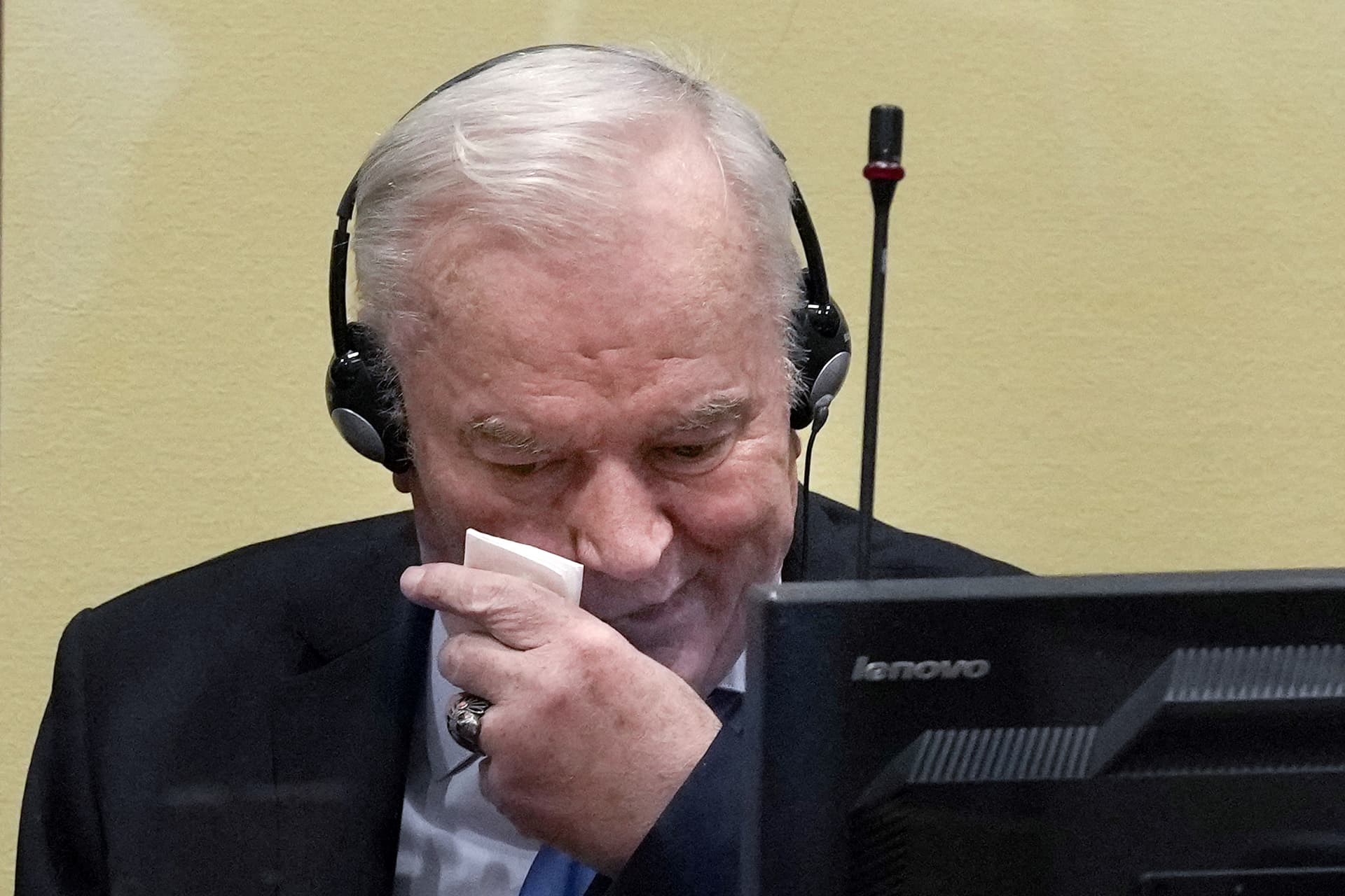 Ratko Mladic tábornokot Szerbiában gyógykezelhetik