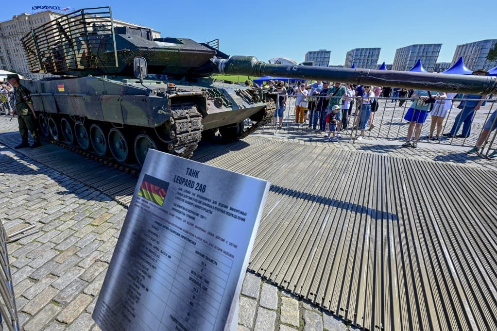 Leopárdok kontra oroszok